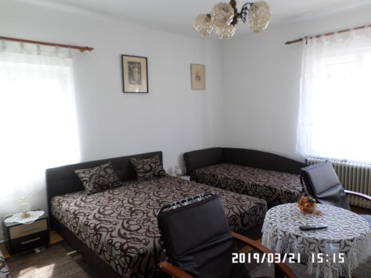 Rita Apartman Apartment Szombathely Ngoại thất bức ảnh